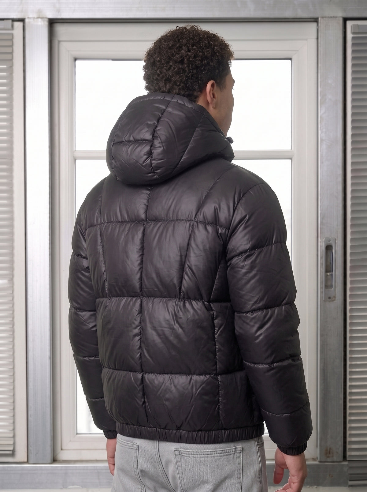 Puffer Light Black